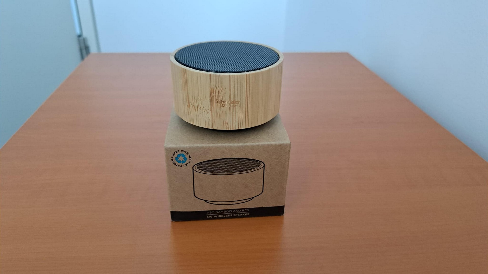 Slosování soutěže o merch Schneider Electric